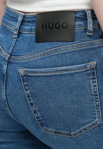 Узкие джинсы