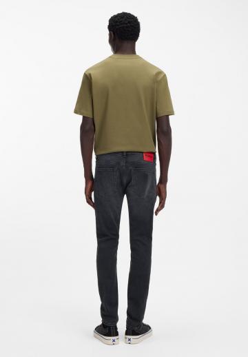 Узкие джинсы