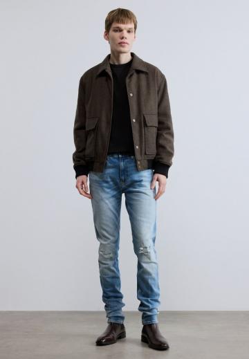 Узкие джинсы