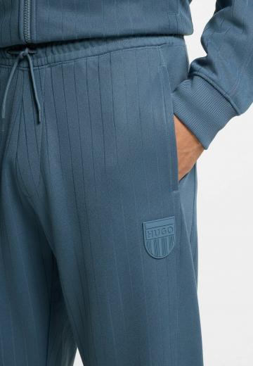 Спортивные штаны