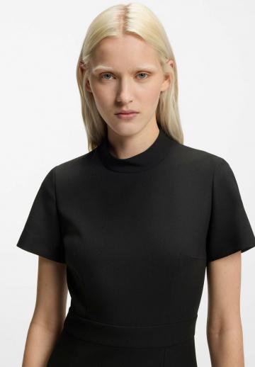 Короткое платье