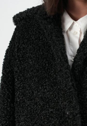 Короткое пальто