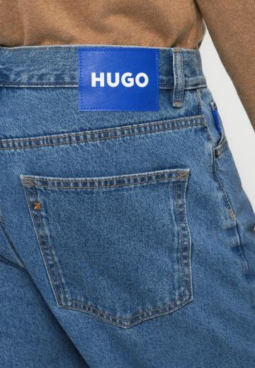 Прямые джинсы