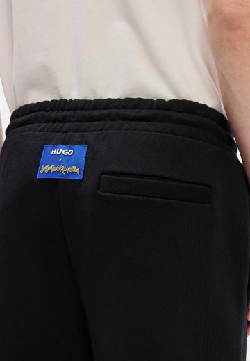 Спортивные штаны