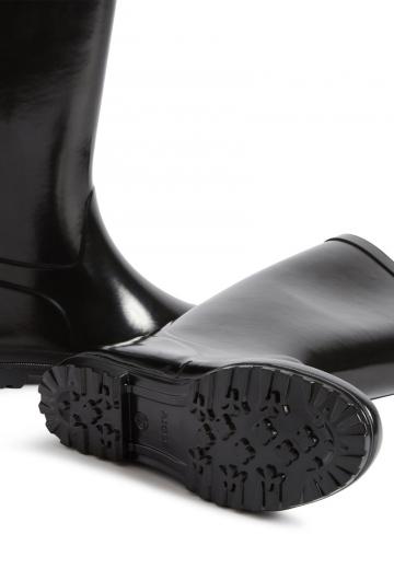 Резиновые сапоги