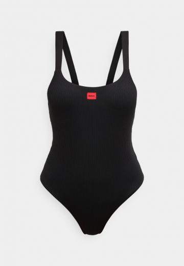 Слитный купальник