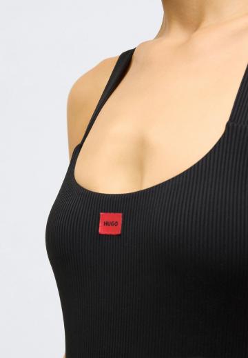 Слитный купальник