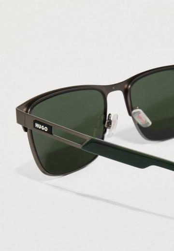 Солнечные очки