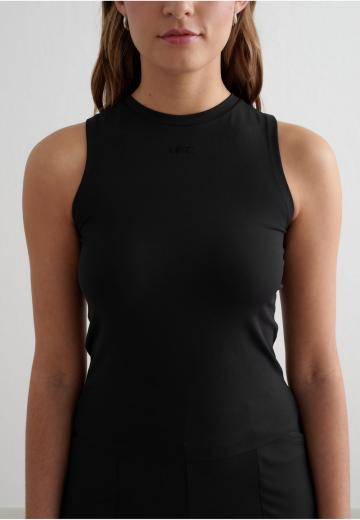 Спортивный топ