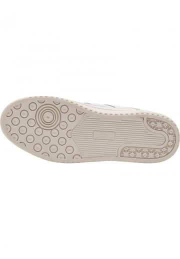 Гандбольные кроссовки