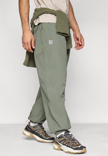 Спортивные штаны