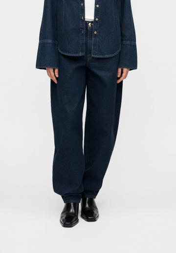 Свободные джинсы