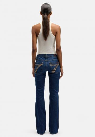 Клешеные брюки