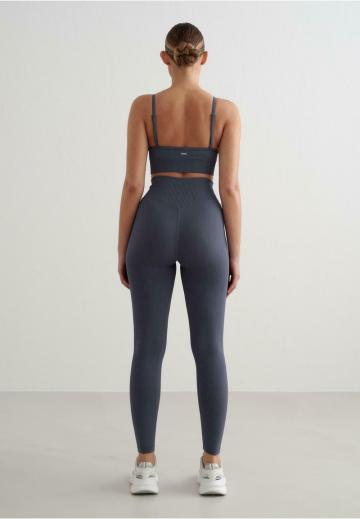 Спортивный бюстгальтер