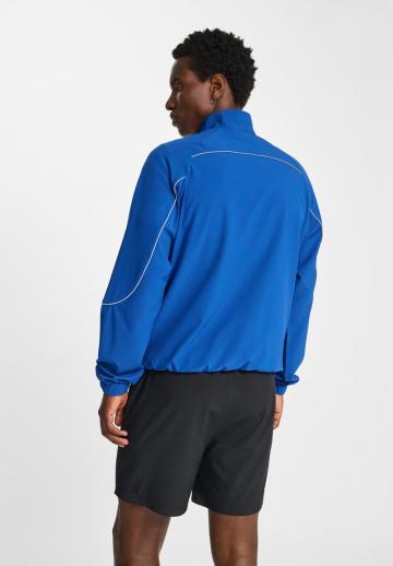 Спортивная куртка