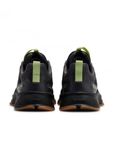 Тренировочные кроссовки