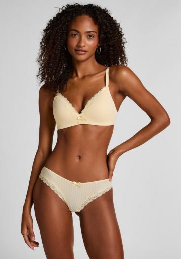 Бюстгальтер без косточек