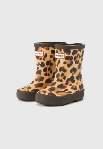 Резиновые сапоги