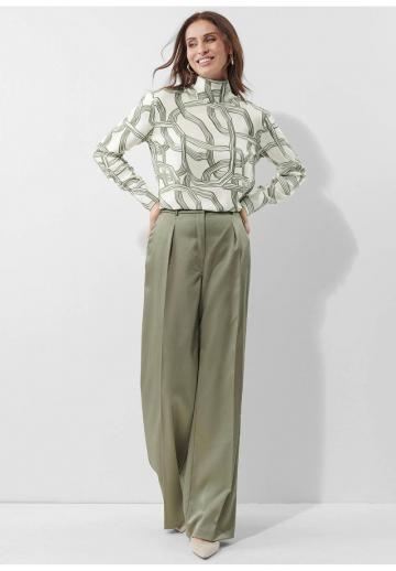 Атласная блузка