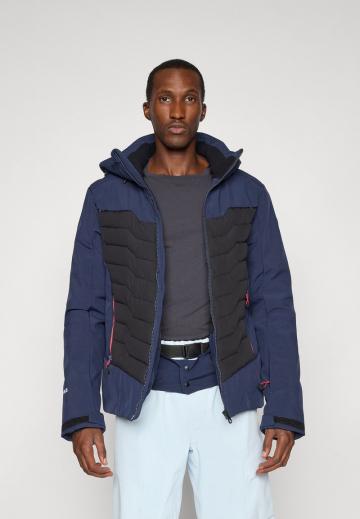 Спортивная куртка