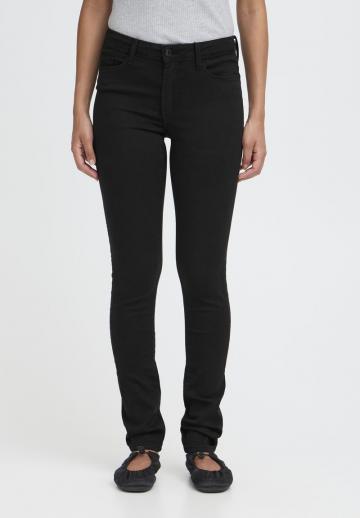 Узкие джинсы