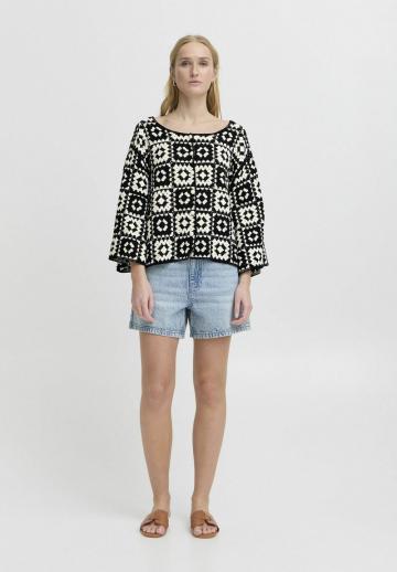 Вязаная кофта