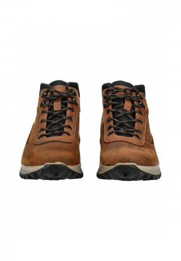 Ботинки на шнуровке