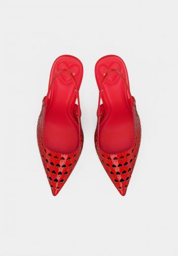 Туфли на высоком каблуке