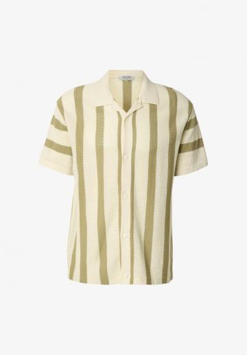 Рубашка с коротким рукавом