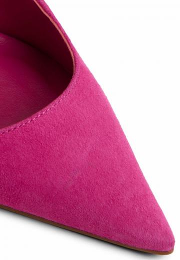 Туфли на высоком каблуке