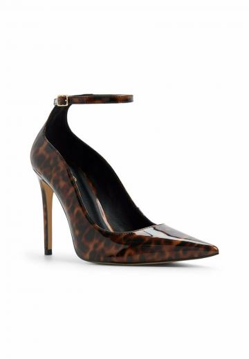 Туфли на высоком каблуке