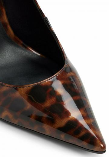 Туфли на высоком каблуке