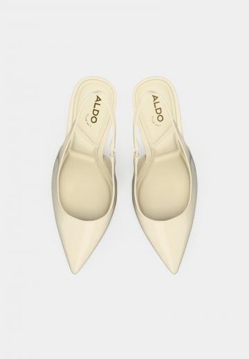 Туфли на высоком каблуке