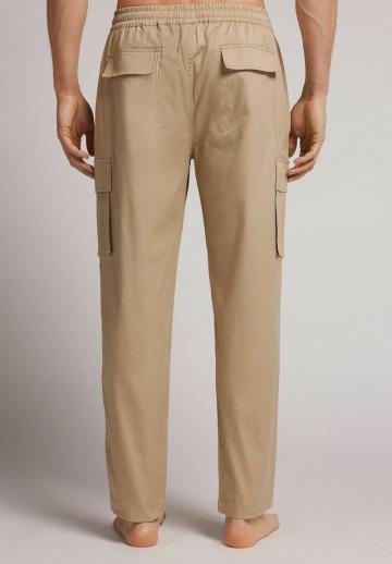 Брюки с накладными карманами