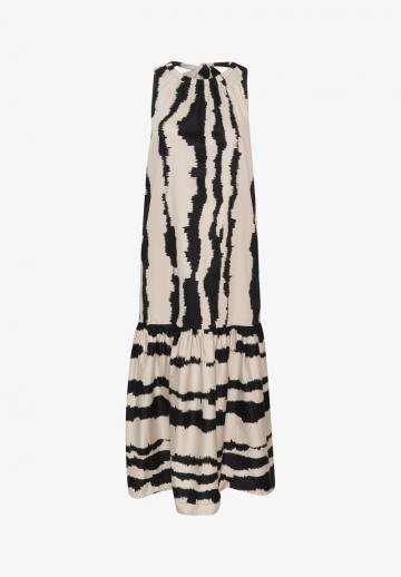 Длинное платье