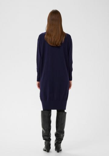 Вязаное платье