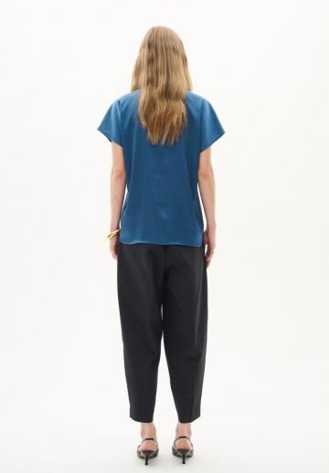 Атласная блузка