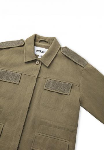 Блейзер с накладными карманами