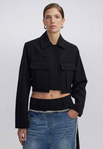 Блейзер с накладными карманами