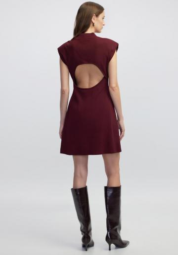 Вязаное платье