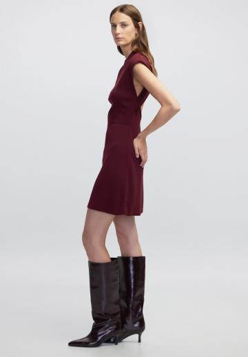 Вязаное платье