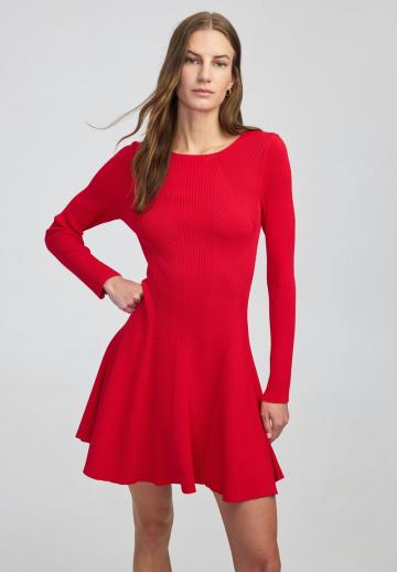 Вязаное платье