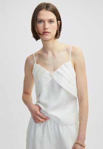 Топ на бретельках