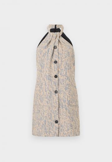 Короткое платье