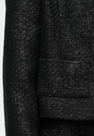 Короткая куртка