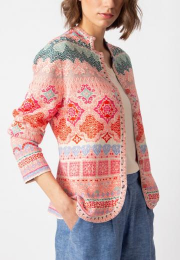 Жаккардовая вязаная кофта