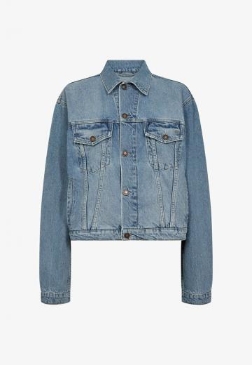 Джинсовая куртка