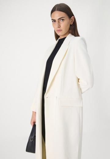 Шерстяное пальто