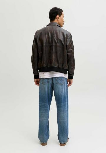 Свободные джинсы