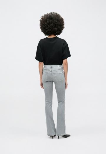 Клешеные брюки